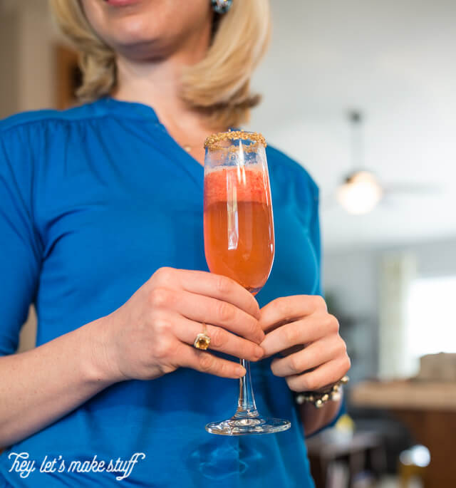 Throw a Girl's Night at the Oscars! The perfect time to break out the champagne and chocolate with your best girlfriends. Post includes recipes, products, and games that are perfect for the Academy Awards!