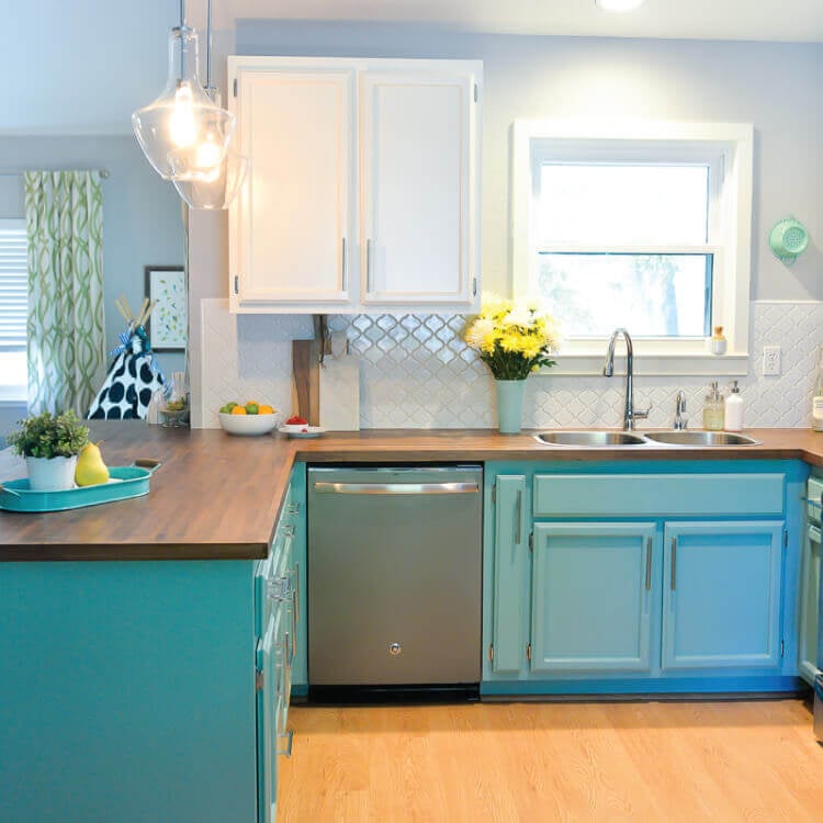 Unique Teal Kitchen Cabinets with Simple Decor