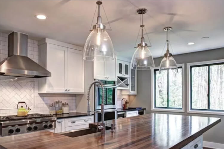 choosing pendant light for kitchen