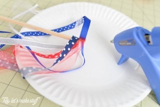 These scrapbusting streamers are perfect for patriotic parades! And they can be made with stuff you probably already have in your stash