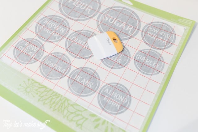 cutting out pantry labels with a Cricut