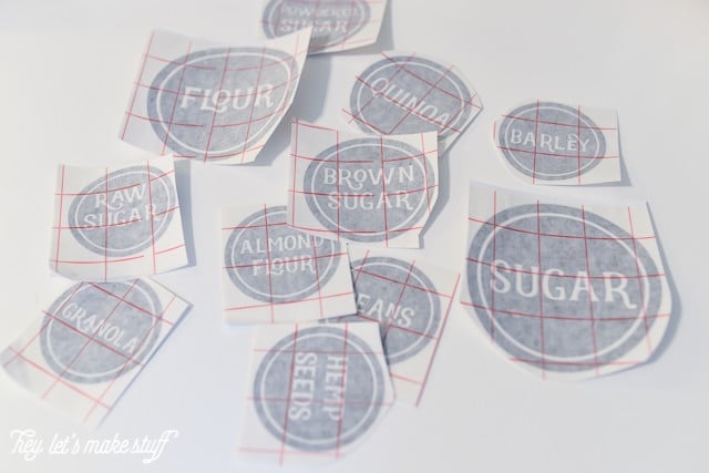 cutting out pantry labels with a Cricut