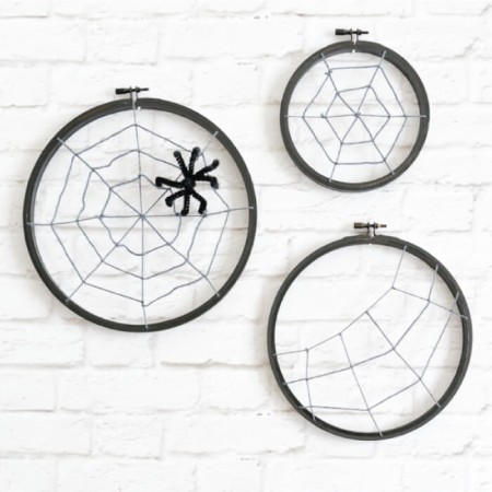 embroidery hoop Halloween spider hoops!