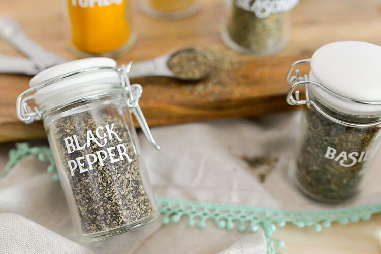 DIY Spice Jar Labels with your Cricut  Free SVG Templates – Daydream Into  Reality