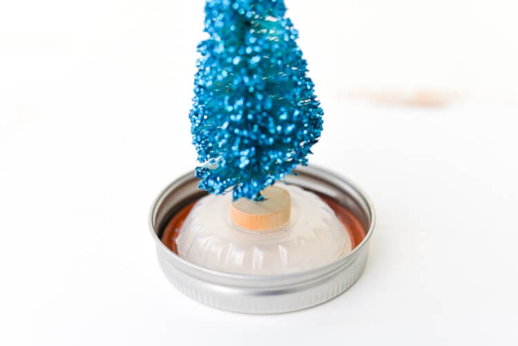 glittery Mason Jar Snow Globe