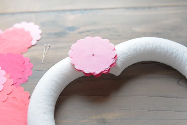 Paper Plate & Tissue Paper Valentine Wreath - Glue Sticks and Gumdrops