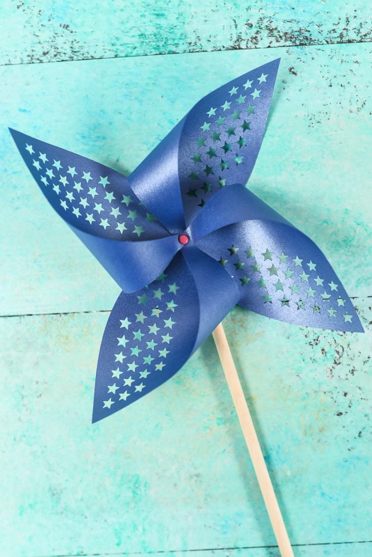 Patriotic Pinwheels - Free Cut Files - Hey, Let's Make Stuff Patriotic Pinwheels - Free Cut Files - Hey, Let's Make Stuff