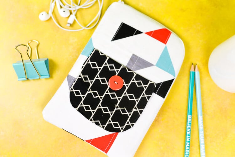 Quilted Fabric Tablet Case with the Cricut Maker Hey, Let's Make Stuff