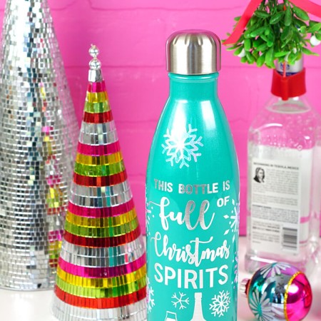 Get ready for Christmas with these festive Cricut Christmas projects! So many free SVG files to help you get in the Christmas spirit and make your holiday season merry and bright.