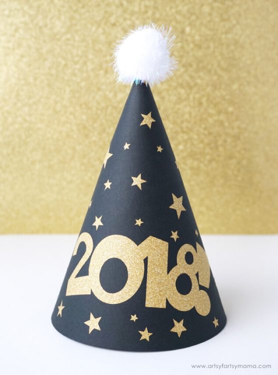 New Year's Eve Party Ideas with the Cricut - Hey, Let's Make Stuff