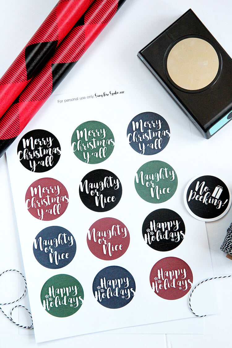 Image of round gift tags that say, \"Merry Christmas Y\'all\", \"Naughty or Nice\", \"No Peeking\" and \"Happy Holidays\"