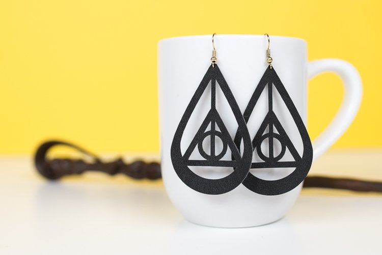 Amazon.com: Official Harry Potter Jewelry Deathly Hallows Earrings : Harry  Potter: Clothing, Shoes & Jewelry