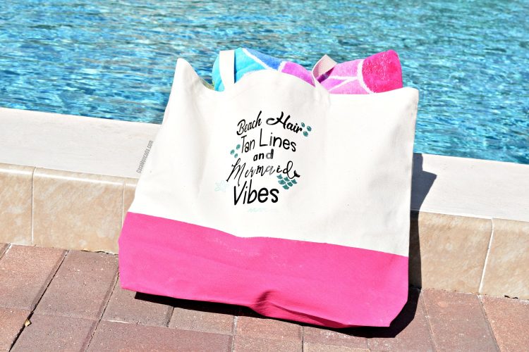 DIY Painted Summer Beach Bag Using The Silhouette Cameo