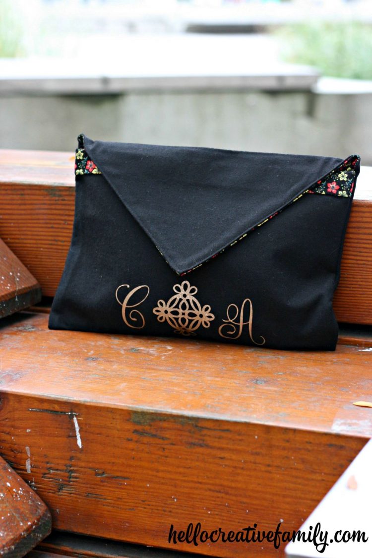 Update A Clutch Purse With Gold Glitter Monogram from hellocreativefamily.com