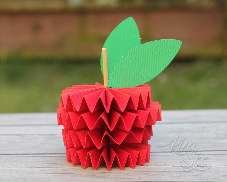 How to Make a 3D Folded Paper Apple