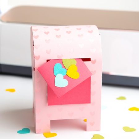 Valentines-Day-Mailbox