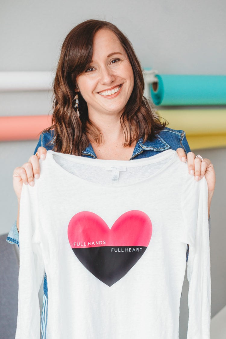 How to Make a T-Shirt with the Cricut