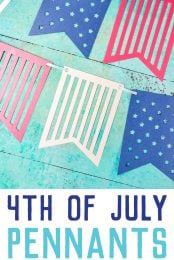4th of July banners with stars and stripes design with advertising of free 4th of July cut files by HEYLETSMAKESTUFF.COM