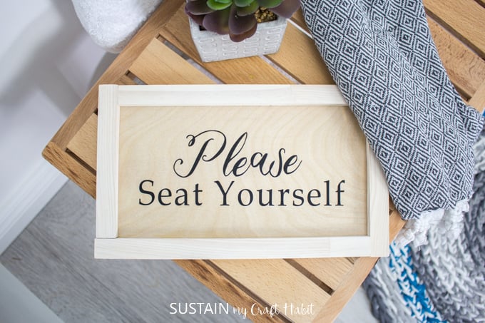 Here's some upscale bathroom humor for you. Sustainmycrafthabit.com uses her Cricut Easypress to create this DIY bathroom sign. 