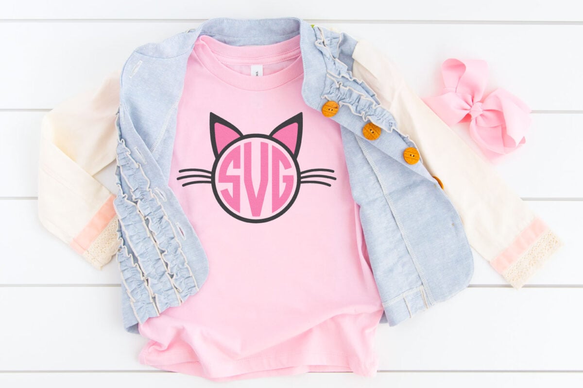 Cat monogram on pink kid's shirt