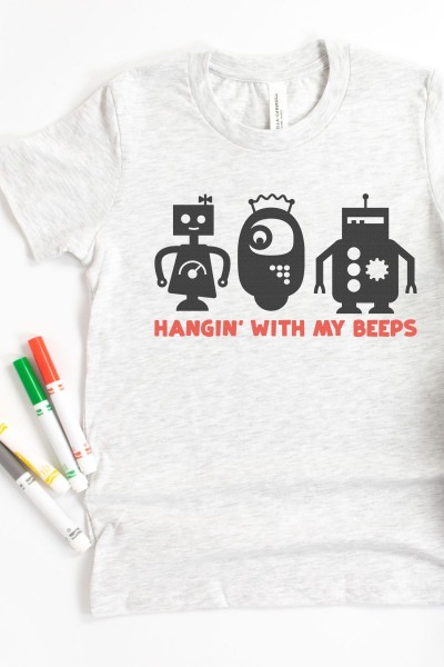 Hanging with my Beeps Robot SVG on t-shirt with markers
