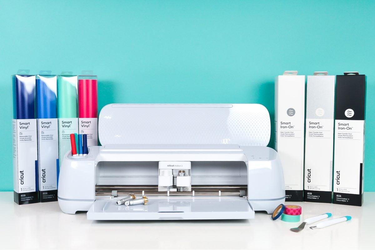  Cricut Maker 3  Ultimate Holiday Starter Kit