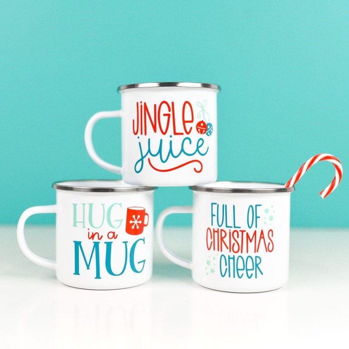 DIY Christmas Mugs with Your Cricut - Hey, Let's Make Stuff