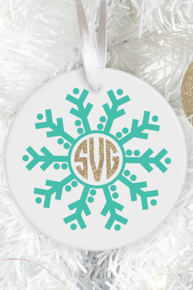 The weather outside might be frightful, but winter crafting is delightful! Make all sorts of winter crafts using your cutting machine and these free snowflake SVG files!