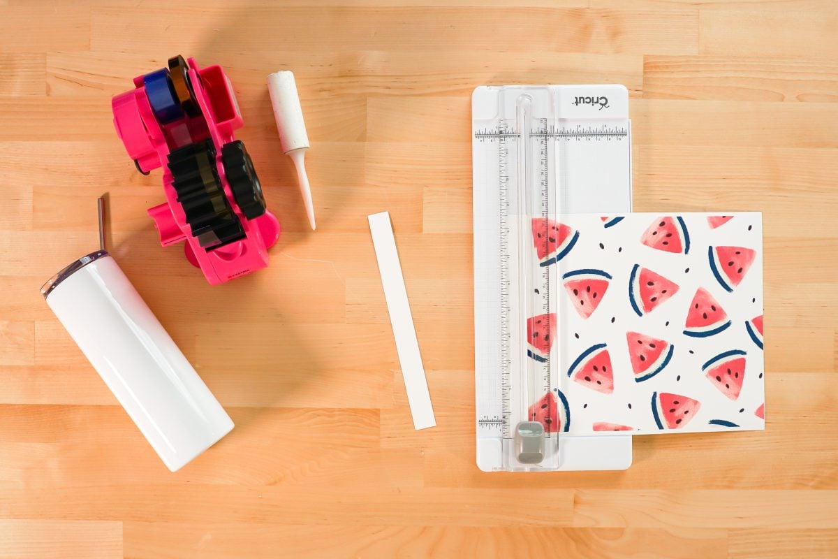 Cricut Tips & Tricks - Sublimation  Can you use baking parchment paper  with a heat press