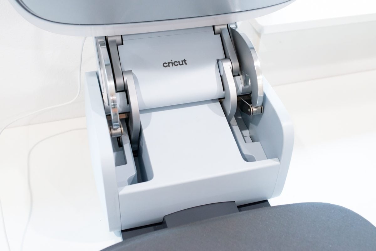 Close up of Cricut AutoPress hinge