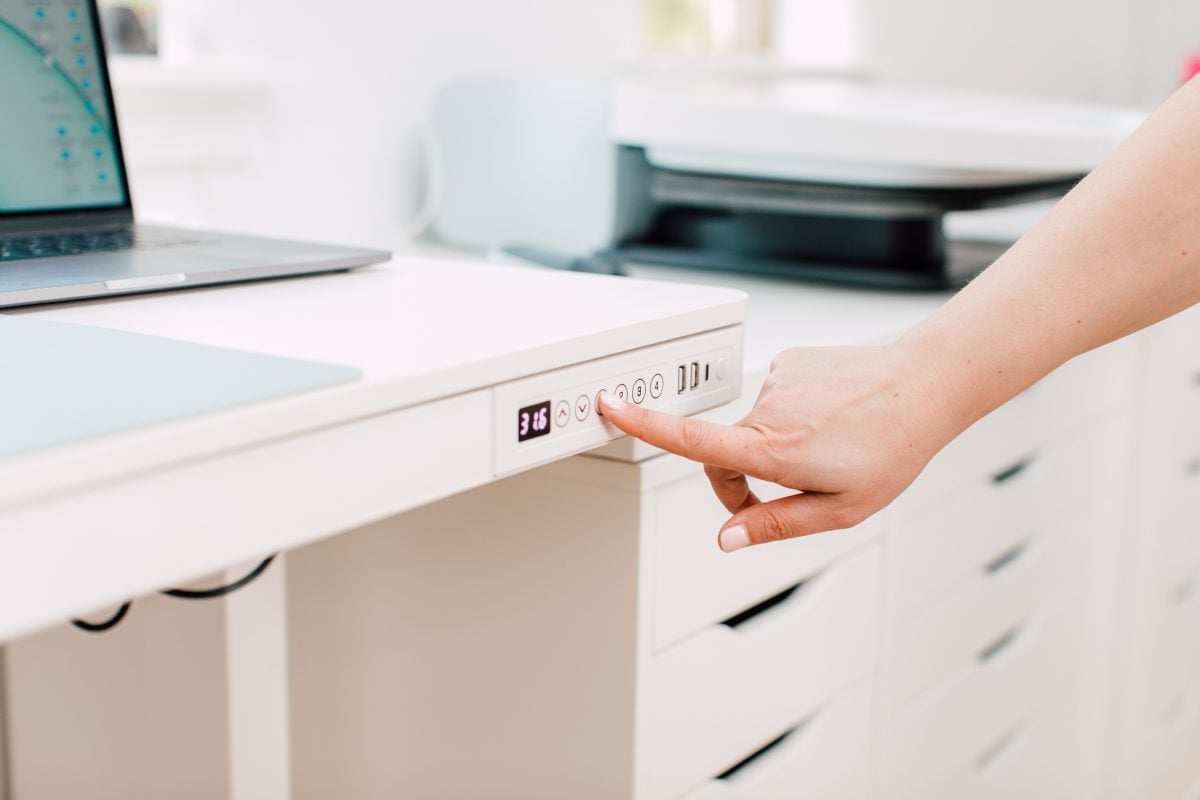 Flexispot Standing Desk operating buttons