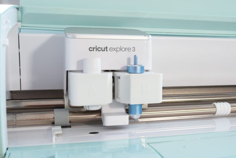 How to Use the Cricut Card Mat Maker and Explore Machines