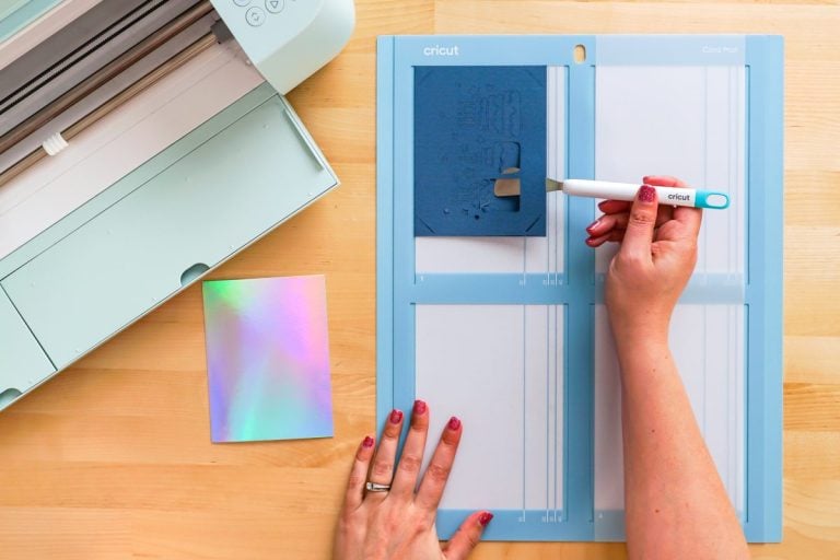 How to Use the Cricut Card Mat Maker and Explore Machines