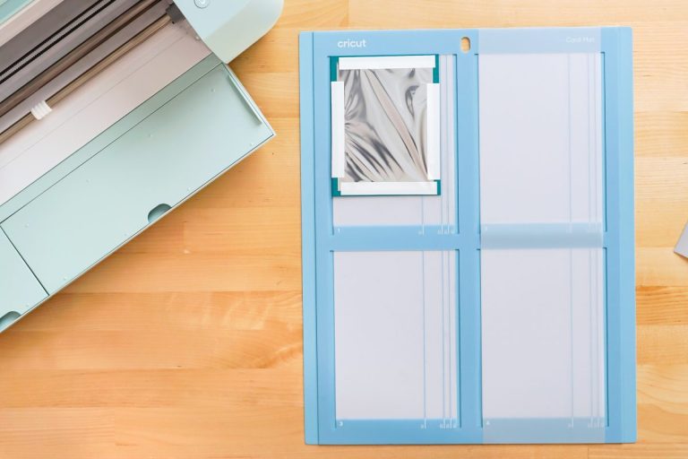 How to Use the Cricut Card Mat Maker and Explore Machines