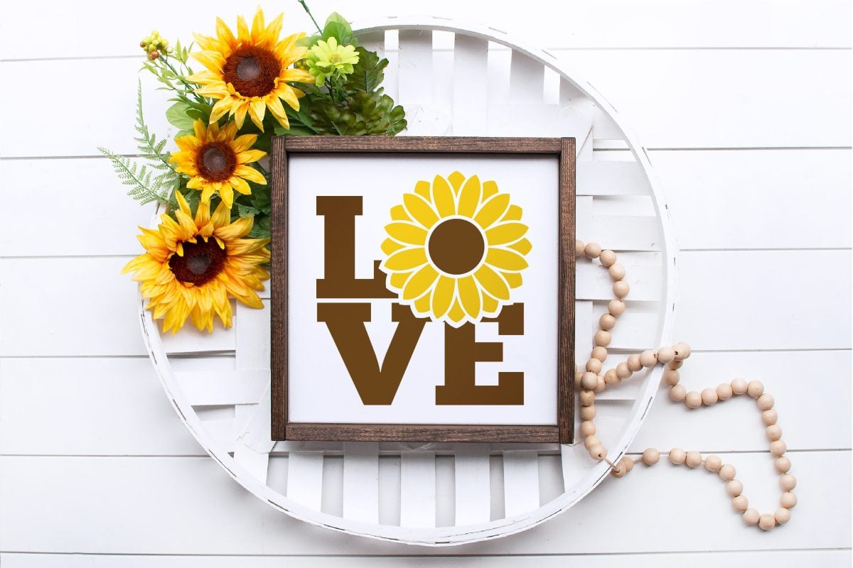 https://heyletsmakestuff.com/wp-content/uploads/2022/05/Love-Sunflower-Mockup_Wide-Feature.jpg