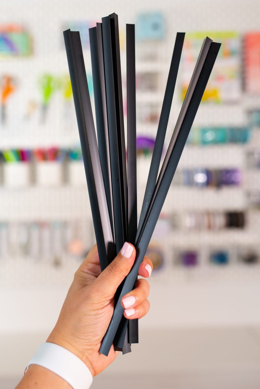 8 PCS Silicone Straw Tips, Multi Colored Straws Nozzles Covers, Reusable  Metal Straws Covers Fit for 14 Inch Wide(6MM Outer Diameter) Stainless  Steel