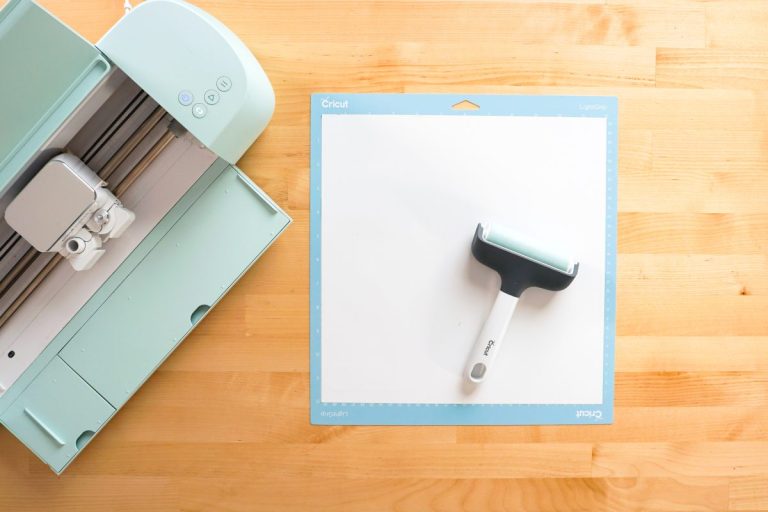 How to Make Vinyl Decals with Your Cricut Hey, Let's Make Stuff