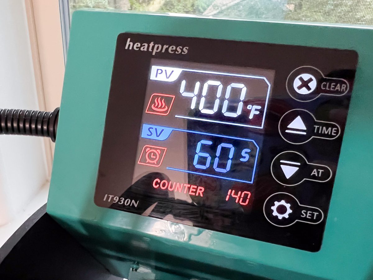 Heat press reading 400 degrees and 60 seconds.