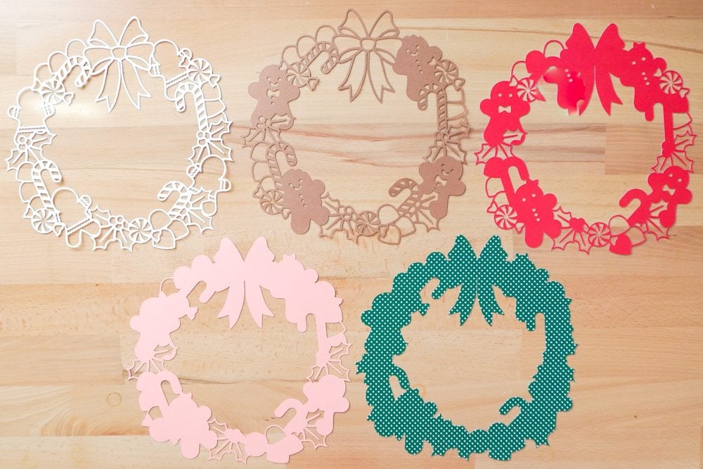 All five layers of the wreath separate on a table